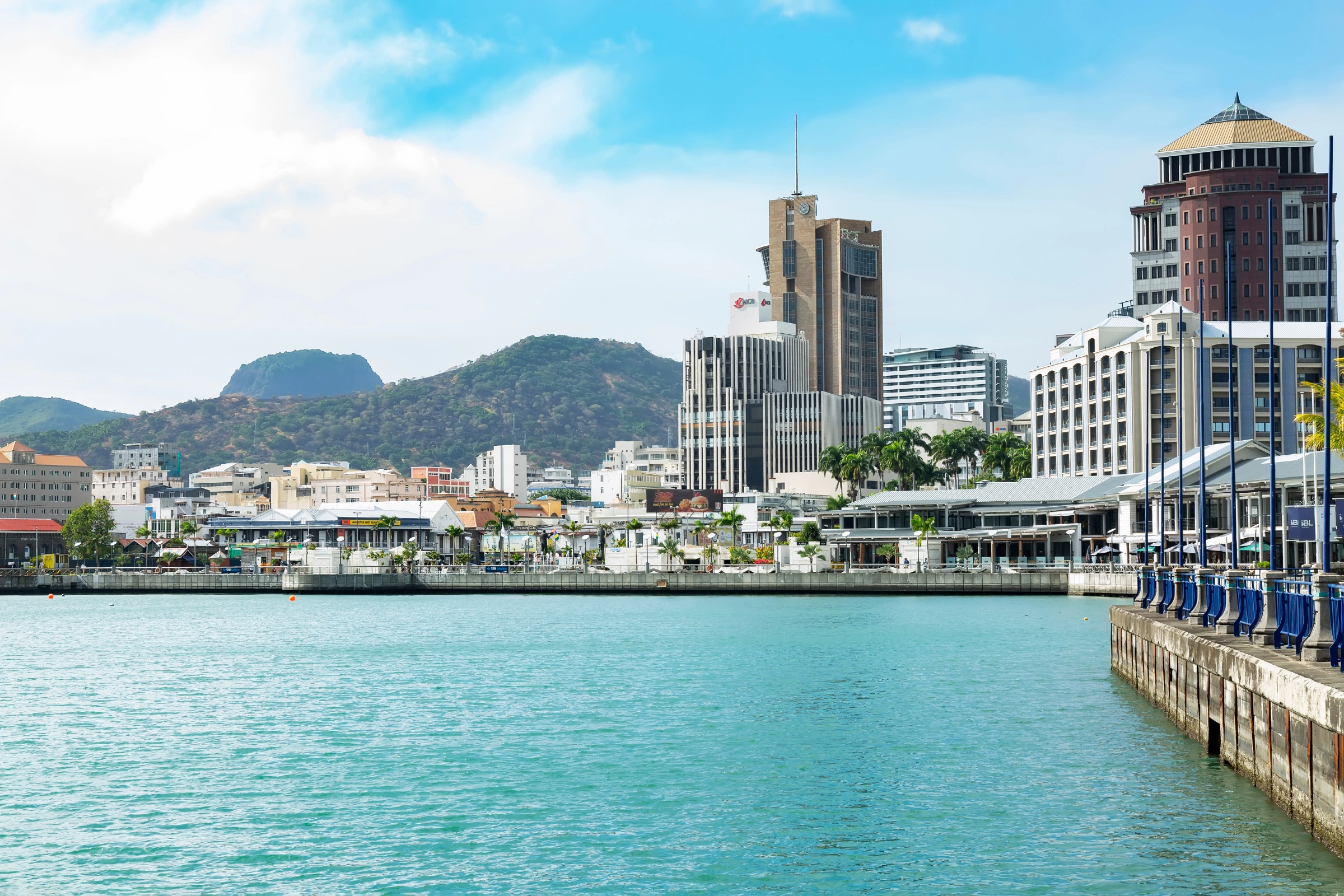 Port_Louis[1].webp